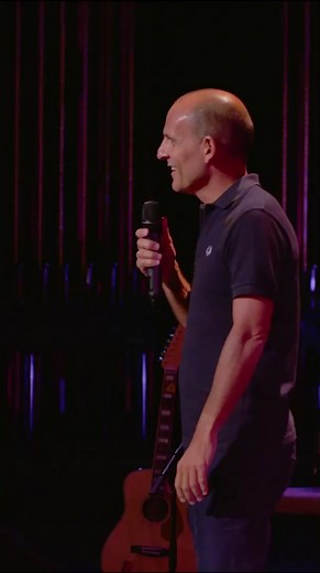 Lightning Hits Plane: Hilarious Tale from a Stand-Up Comedy Show