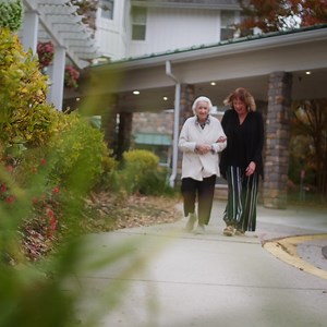 For those with memory loss, it's important to incorporate daily activities that help maintain current skills and abilities. Learn about Broodale's person-centered approach to memory care when you schedule a tour today. | Brookdale Senior Living | Facebook