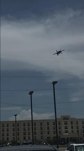 US Harrier Fighter Jets Spotted in Gulfport | Military Aircraft Spotted Over Gulfport | Harrier Jets