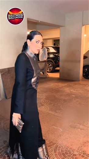 Karishma Kapoor makeup poot ke aa gai 😱 - Bollywood News - BOLLYWOOD BOLLYWOOD