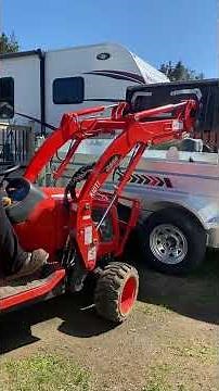 Kioti Cs2220 Loading Dump Trailer