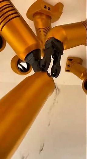 Dubai’s Newest AI Barber Pod Will Shock You 😲AI Haircut Machine 3.0 ✂️ Dubai’s Future Is Here!