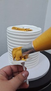 GOLDEN BIRTHDAY CAKE.. | Love Cakes