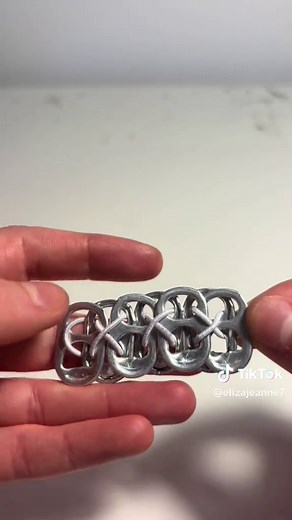 How to Make a Stylish Bracelet with Can Tabs