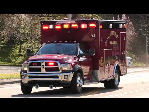 San Ramon Valley Fire Protection Dist. Paramedic 32 Responding