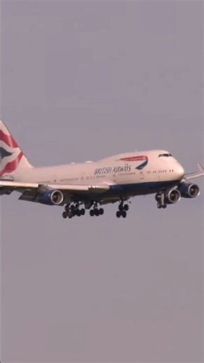 ATC Gets Frustrated… Until the 747 Pilot Drops a Chilling WWII Line 🔥