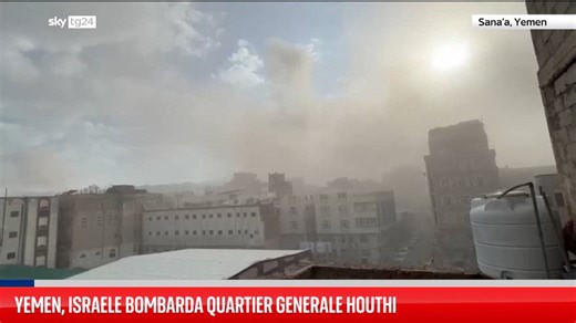 Yemen, Israele bombarda quartier generale Houthi