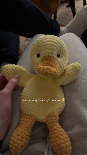 Creative Crochet Baby Gift Tutorial