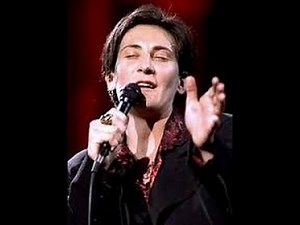 KD Lang - Crying, LIVE
