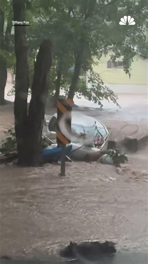 Video shows vehicle being swept away by flood waters in West Virginia | NBC4 Washington