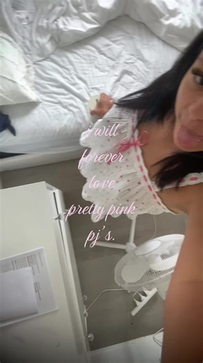 Embrace Comfort: Pretty Pink Pajamas Style