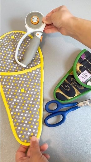 Free Pattern! Sew a Scissor Storage Pouch ✂️