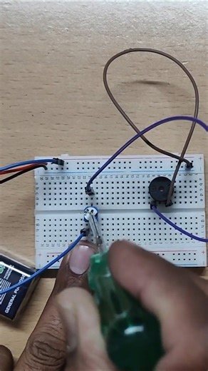 Buzzer volume control using potentiometer #breadboard #tech #robotics #shorts #youtube #experiements