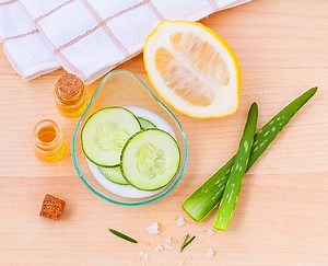 How To Choose The Best Toner As Per Skin Type | Herzindagi