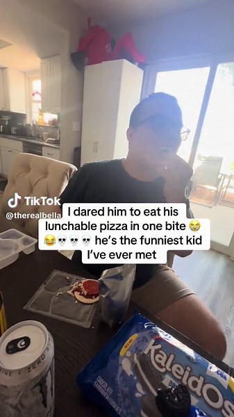 La risa constante de mi hijo