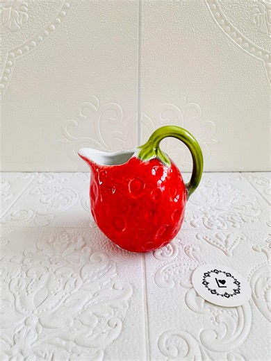 Vintage Strawberry Pitcher/ Italy/ Ceramic Jug/ Home Decor - Etsy