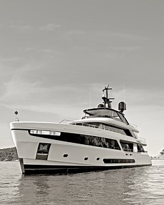 Combining classic elegance with modern performance and high-level comfort, the Motopanfilo 37M offers a secluded retreat in contact with nature for long sunbathing sessions during the day and relaxing moments in the evening directly under the stars. https://shorturl.at/T1O6F #Benetti #BenettiYachts #Thehouseofyachting #Motopanfilo #FrancescoStruglia #LazzariniPickering | Benetti Yachts