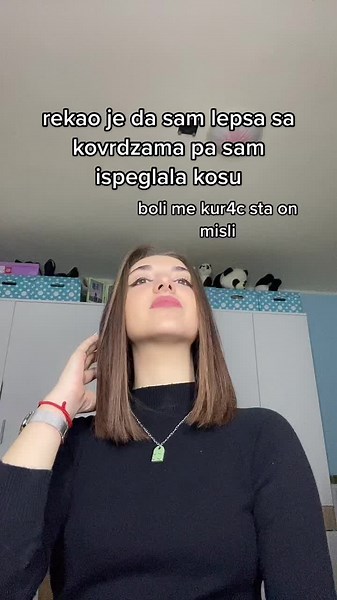 Creative Hand Gestures: Engaging Movements Explained