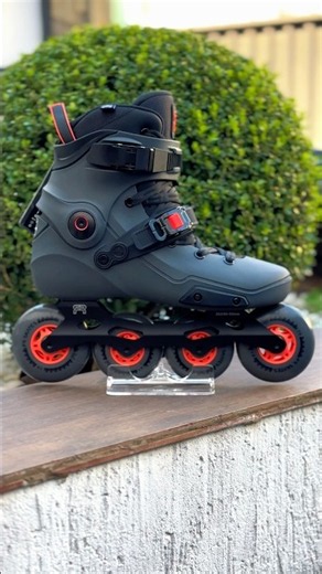 FR - NEO 1 DUAL DARK GREY: Flash Review #inlinestore #patins #inlineskates #rollerskates #freestyle