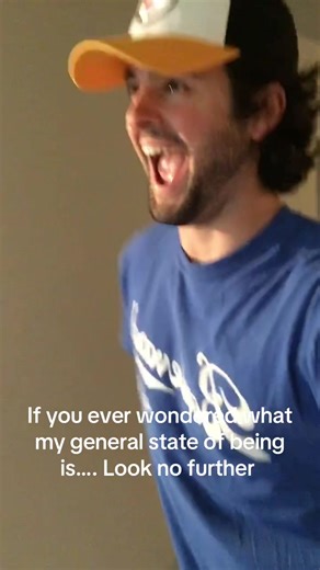 Throwback but I promise I still do this when I hear a banger come on #happy #dance #goodvibes