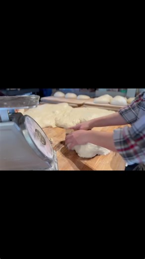 Our bakery team is always working hard to make sure that you get to unwind during your visit with delicious fresh baked breads and pastries. Come see the team working behind the counter any day of the week! #evergreenbreadlounge #denverfood #evergreencolorado #bread #patries #fyp