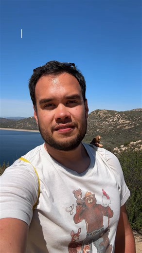 Exploring San Diego: Mt Woodson aka Potato Chip Rock. It’s a strenuous 7 mi hike up 2000 ft. Took me 2.5 hours plus time taking in the view. Bring at least 2L of water!! #sandiego #mtwoodson #potatochiprock #hiking #trail #socal | Follow My Leap