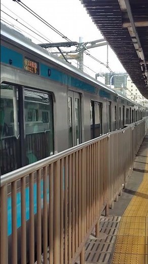 鶯谷駅｜京浜東北線（JR東日本E233系電車）南行 各駅停の車到着。R8/5（東京都）Keihin Tōhoku Line Uguisudani Station Tokyo JAPAN TRAIN