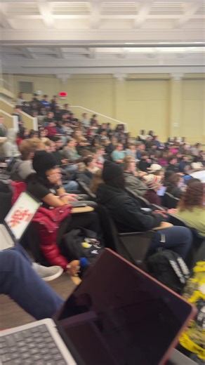 So I think we all thinking the same thing 🤣😂 #fyp #college #lecture #springsemester