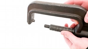 Watch GM Torsion Bar Unloading Tool on Amazon Live