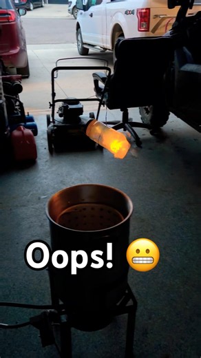 Jam jar jet engine destroys itself mid air