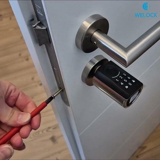 how to install a smart lock