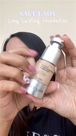 Whatta foundation!!😱 SACE LADY LONG LASTING FOUNDATION. PS di ko kakulay yung foundation bec of tanned skin hehe #sacelady #foundation #saceladylooks SaceLady PH | Kriza and bebe