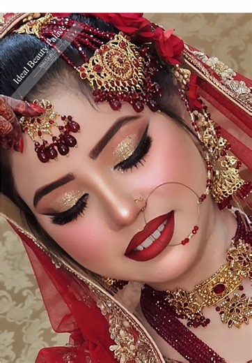 Transform Your Look: Bridal Makeup Mastery