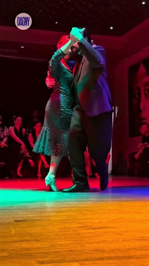 Rino Fraina & Graziella Pulvirenti tango performance to "Poema" by Francisco Canaro NYC (1/15)