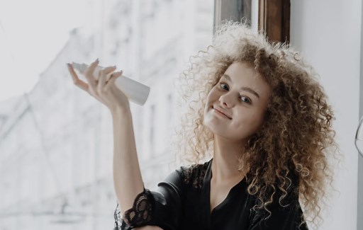 7 Of The Best Vocal Sprays For Your Singing Voice