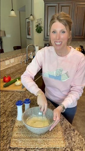 Southern Macaroni Salad RECIPE on dinnerin321.com #pasta #macaroni #easyrecipe #easyrecipe #yummy