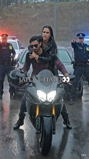 पुलिस पीछे पड़ गई 😵👮‍♂️ #dailyvlog #shorts #police