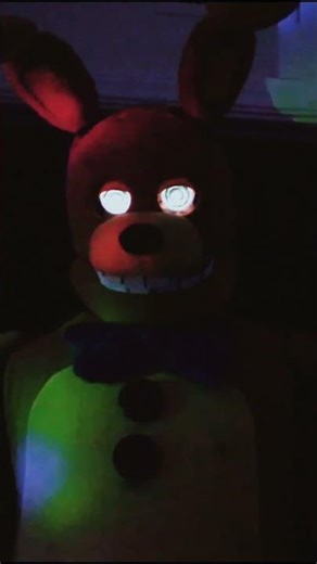FNAF 2 MOVIE SPRING BONNIE COSPLAY! #fnaf #fivenightsatfreddys