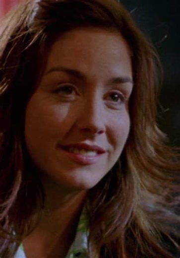 Being Erica S01:E01 - Dr. Tom