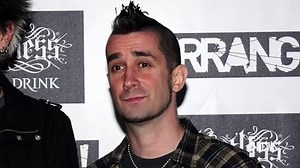 Pete Parada Leaves The Offspring Band Over Vaccine Refusal