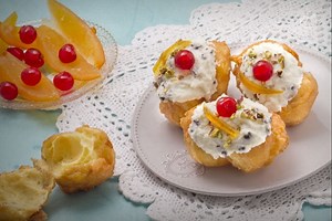 Sfincia di San Giuseppe, i dolci bignè fritti che arrivano dal mondo arabo