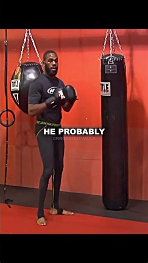 Jon Jones Shows His Signature Technique