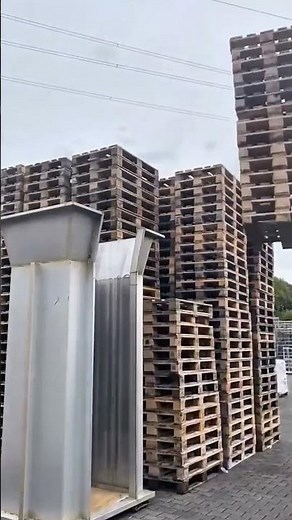 Ultimate Pallet Stacking Precision! 🏗️ Warehouse Efficiency #shorts