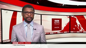 Labaran Talabijin na 10/3/2022 A garin Odessa mai tashar jirage ruwa a Ukraine- mazauna garin na kakkafa shingaye da kuma buhunhunan kasa, saboda fargabar cewa garin shine wanda sojojin Rasha ke shirin kai harinsu na gaba. Majalisar dinkin duniya tace mutum rabin miliyan ne suka rasa muhallansu a Myanmar, tun lokacin da sojoji sukai juyin mulki a bara. Yunƙurin Roman Abramovich na sayar da ƙungiyar ƙwallon ƙafa ta Chelsea ya tsaya cak sakamakon takunkumin da Birtaniya ta saka wa biloniyan ɗan ƙa