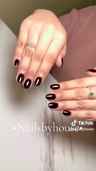 Marvelous Maroon Nail Art Inspiration and Techniques