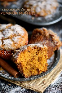 These Pumpkin Muffins Disappear Faster Than You Can Bake Them!