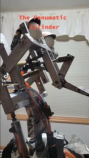 How #chuckecheese #animatronics work Part 1: The Pneumatic Cylinder