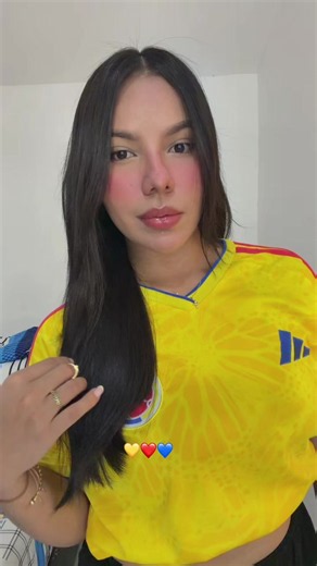 What Do 💛❤️💙 Mean Together? Meaning of Yellow, Red & Blue Hearts