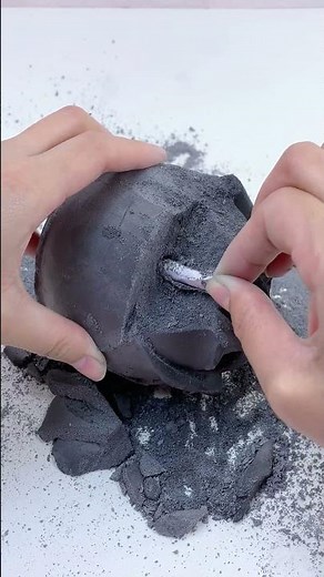 ASMR DIG A MYSTERY FUFUSQUISHY ROSE KIT!!