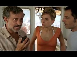 Full face mask scuba woman trouble underwater, Part 1